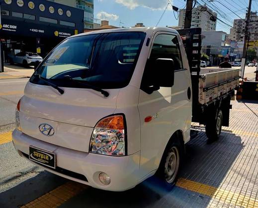 HYUNDAI HR 2.5 TCI HD LONGO SEM CAÇAMBA 4X2 8V 97CV TURBO INTERCOOLER DIESEL 2P MANUAL